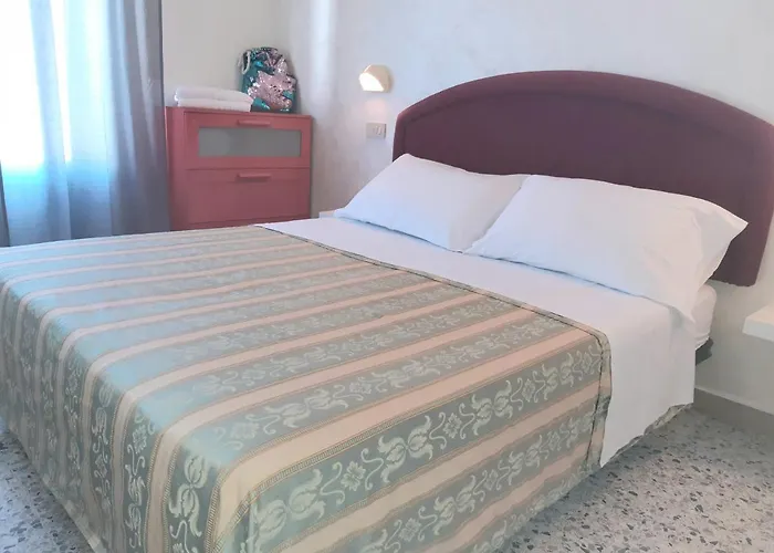 Raul Hotel